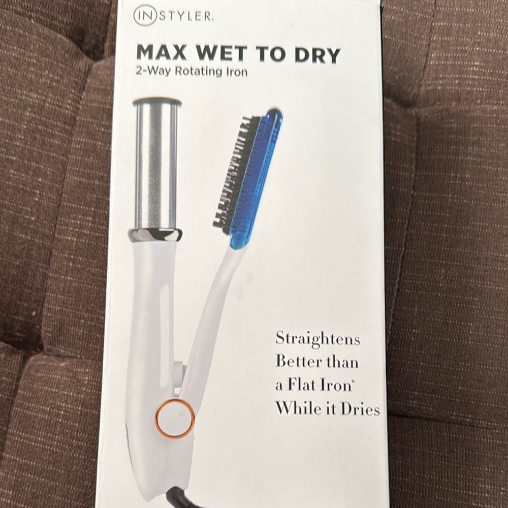 Max Wet to Dry 2-Way Rotating Iron - White and Blue